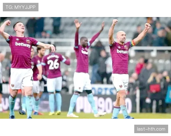 英超转播平台公布新赛季直播计划,球迷期待精彩赛事 英超转播平台公布新赛季直播计划,球迷期待精彩赛事