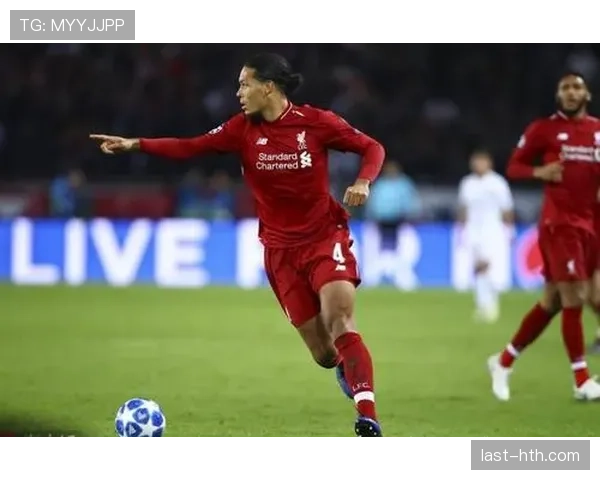 范戴克双脚能力展示彰显全面防守实力 范戴克双脚能力展示彰显全面防守实力