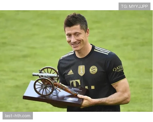 苏亚雷斯全能中锋价值解析:长期被低估? 苏亚雷斯全能中锋价值解析:长期被低估?